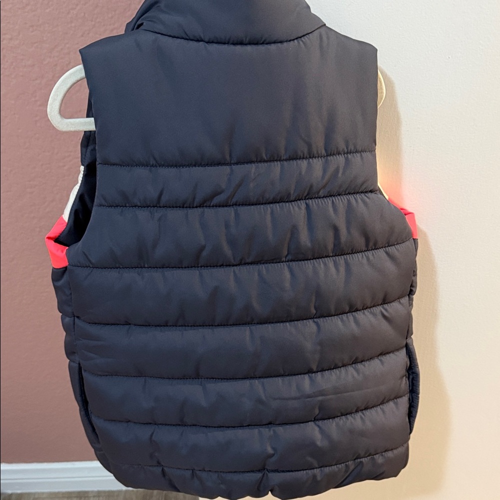 Puma Navy and Pink Puffer Vest - Picture 4 of 4